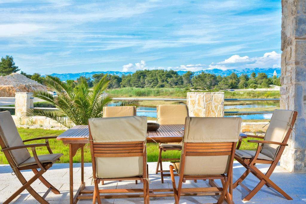Amazing Villa Ele Zaton  Bagian luar foto