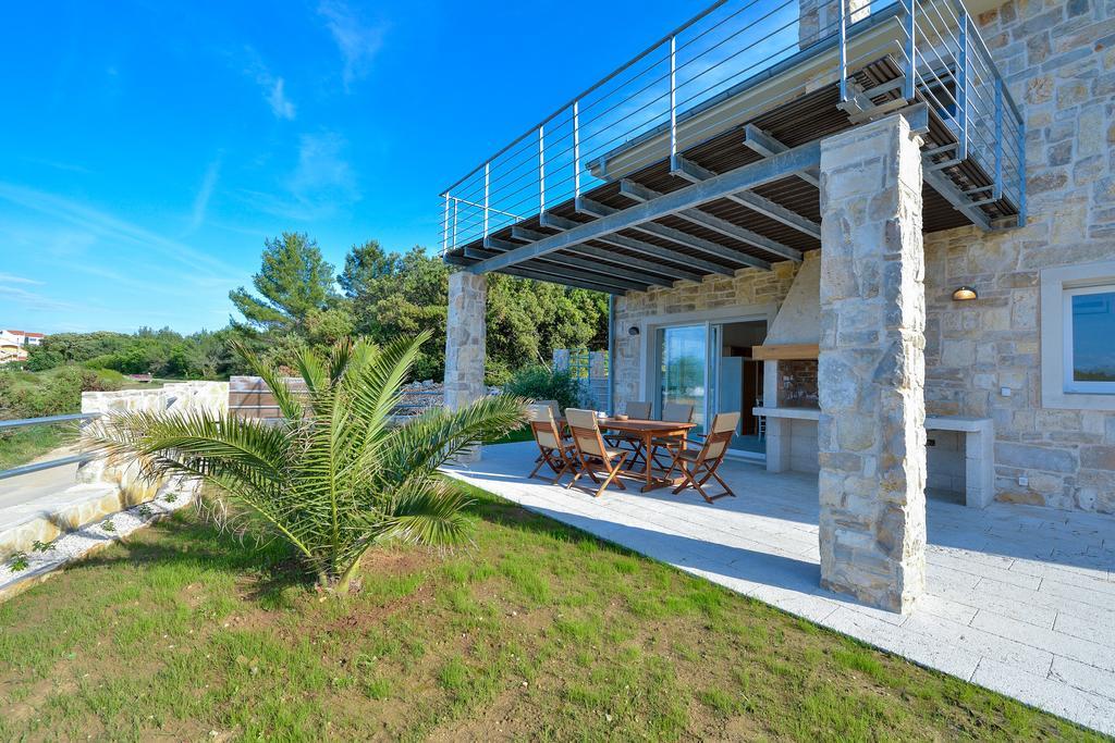 Amazing Villa Ele Zaton  Bagian luar foto