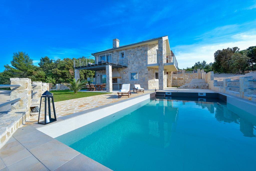 Amazing Villa Ele Zaton  Bagian luar foto