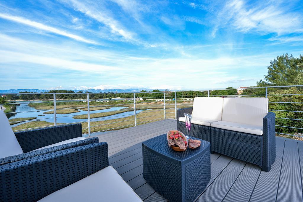 Amazing Villa Ele Zaton  Bagian luar foto