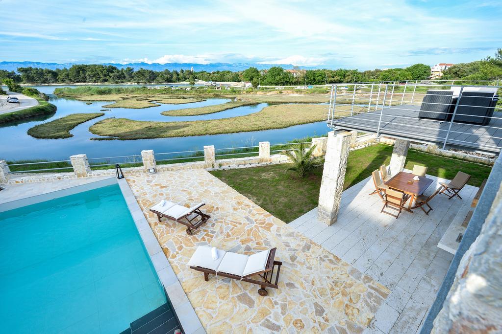 Amazing Villa Ele Zaton  Bagian luar foto