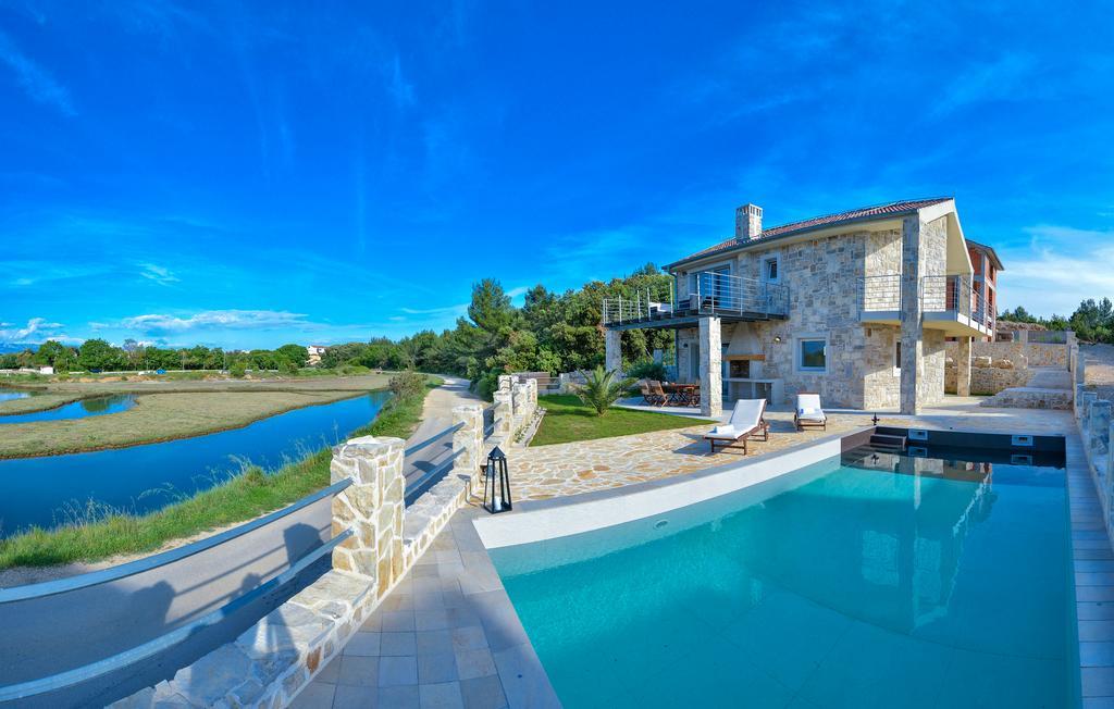 Amazing Villa Ele Zaton  Bagian luar foto